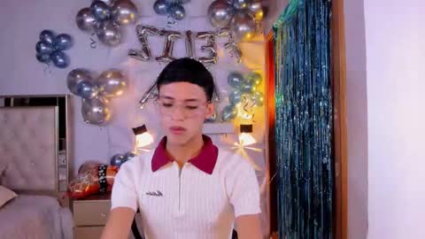 Sam online show from January 15, 12:52 pm