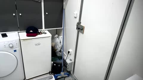 bitedeforain online show from October 5, 11:20 pm