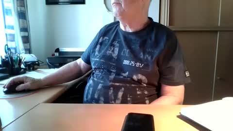 bizzarro57 online show from October 29, 2:20 pm