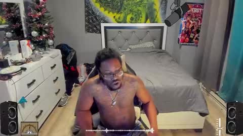 Plant Base Streamers From Pennsylvania online show from December 17, 12:12 am