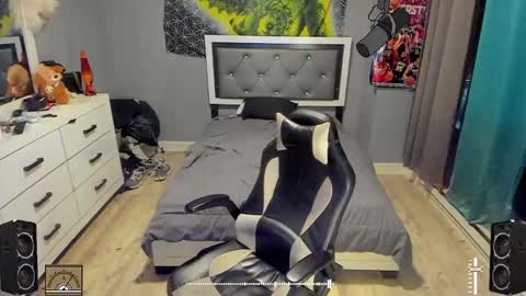 Plant Base Streamers From Pennsylvania online show from March 5, 12:27 am