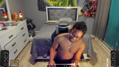 Plant Base Streamers From Pennsylvania online show from January 14, 11:27 pm