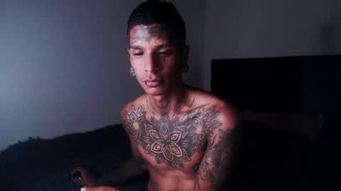 Snapshot of black_firex chatting on September 21, 10:32 pm black_firex online show from September 21, 10:32 pm