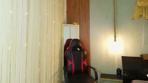 black_king_241 online show from March 12, 7:27 am