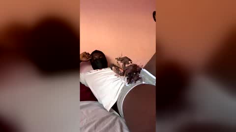 black_marfil826282 online show from March 22, 4:12 pm