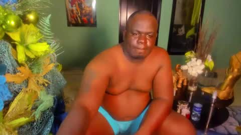 tommy online show from December 4, 1:03 am