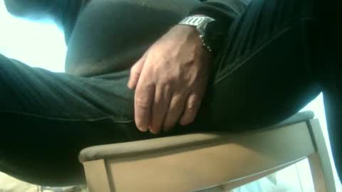 Snapshot of blackberrybill chatting on December 8, 2:52 pm blackberrybill online show from December 8, 2:52 pm