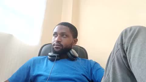 blakchiise online show from May 11, 7:10 am