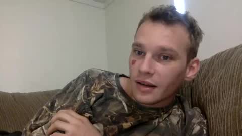 Snapshot of blakeandskylar chatting on September 21, 1:22 pm BlakeAndSkylar online show from September 21, 1:22 pm