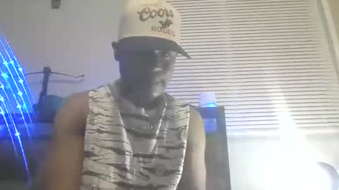 Blaq-Bunny online show from August 9, 2:30 am