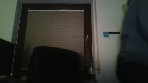 blonde32m online show from December 15, 1:24 am