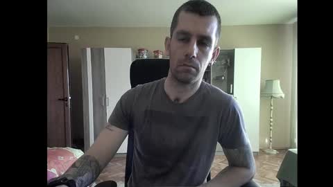 Runaway online show from January 9, 12:30 pm