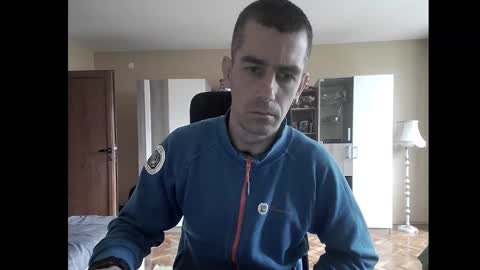 Runaway online show from December 13, 8:54 am