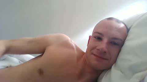 blue_eyes_888 online show from January 5, 3:45 pm