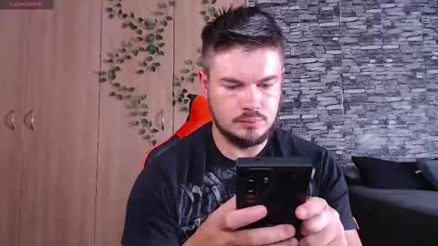 blueeyeboy0 online show from March 30, 12:06 pm