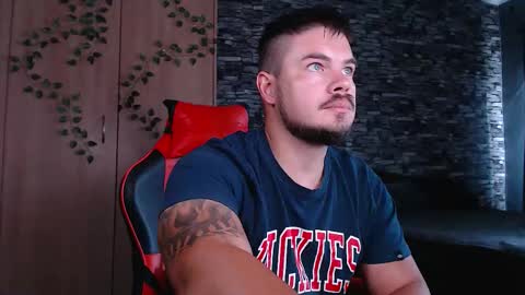 blueeyeboy0 online show from March 23, 9:26 am