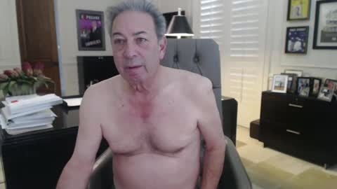 Snapshot of blueisles chatting on December 15, 5:53 pm blueisles online show from December 15, 5:53 pm