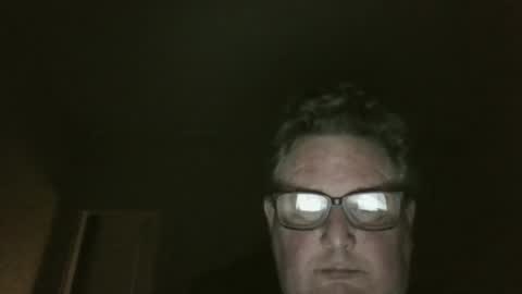 Snapshot of bluemoose70 chatting on February 1, 4:14 am bluemoose70 online show from February 1, 4:14 am