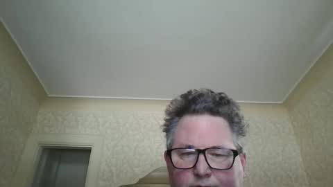 Snapshot of bluemoose70 chatting on February 5, 5:10 pm bluemoose70 online show from February 5, 5:10 pm