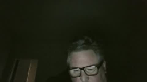 Snapshot of bluemoose70 chatting on February 6, 4:21 am bluemoose70 online show from February 6, 4:21 am