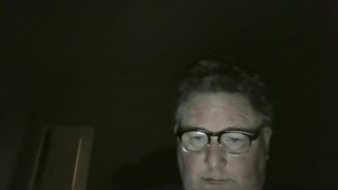 Snapshot of bluemoose70 chatting on February 19, 4:01 am bluemoose70 online show from February 19, 4:01 am