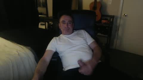 blueyesforyou2nit online show from March 7, 10:45 am