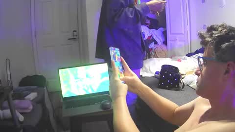 Snapshot of blushbitxh chatting on October 31, 7:01 am BLUSHBITXH online show from October 31, 7:01 am