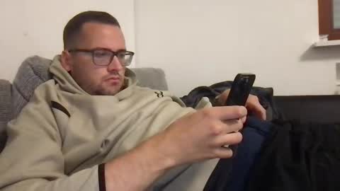 bobbele94 online show from September 23, 6:18 pm