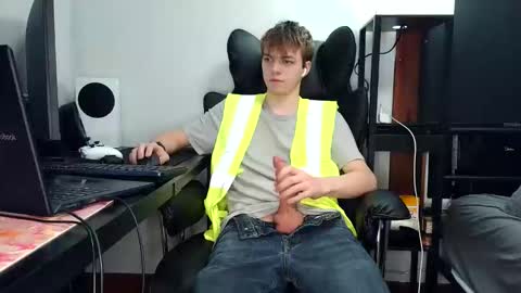 bobby72738 online show from October 16, 3:47 am