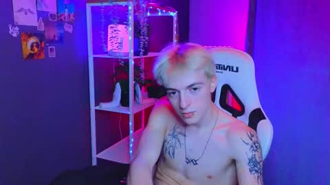 GARYALEXPVT IS OPEN online show from February 13, 9:28 pm