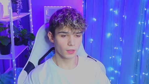 GARYALEXPVT IS OPEN online show from January 12, 6:16 pm