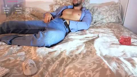 boiteasex online show from November 17, 10:35 pm