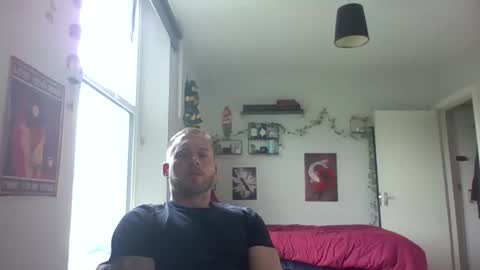 boky_ online show from May 1, 1:46 pm