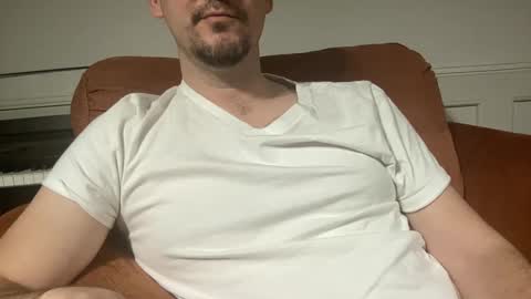 Snapshot of boludopeludo chatting on February 12, 4:33 am edilsonrd online show from February 12, 4:33 am