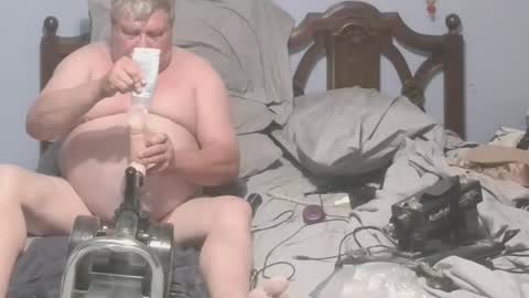 boner1961 online show from April 25, 12:08 pm