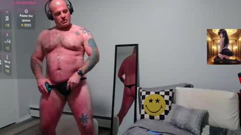 Snapshot of bongolian chatting on October 24, 4:03 am SkullBone online show from October 24, 4:03 am