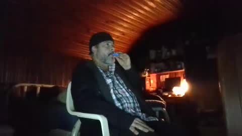 Booshwa online show from January 2, 5:46 am