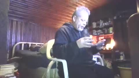 Booshwa online show from November 19, 6:35 am