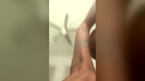 bootylova27 online show from May 28, 5:00 pm
