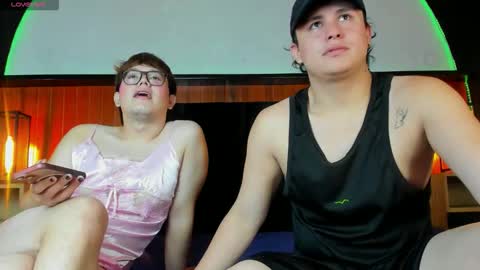 Snapshot of boy2boy_aheat chatting on October 20, 8:57 pm boy2boy_aheat online show from October 20, 8:57 pm