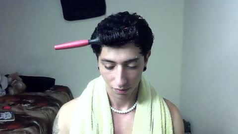 Boy Astro online show from December 29, 11:08 pm