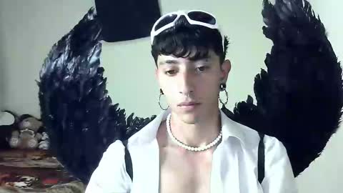 Boy Astro online show from January 22, 3:09 am