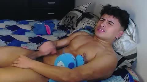 boy_nauthy online show from February 25, 3:57 pm