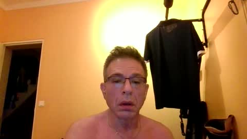 boyaroues online show from June 2, 8:10 pm