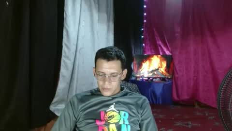 boyfantasies_11 online show from November 22, 2:44 am