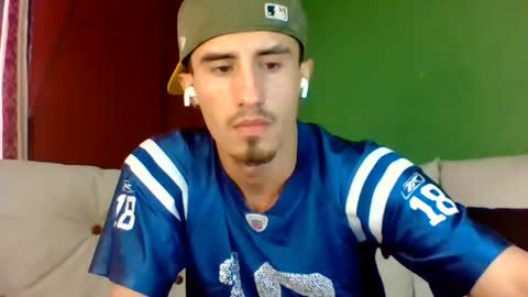 Felipe  online show from July 17, 9:32 pm