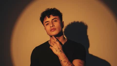 miguel  online show from December 13, 7:53 pm