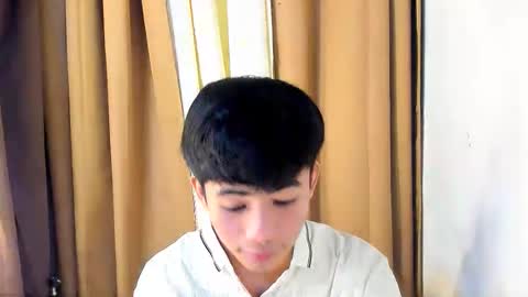 HI IM JAMES DONT FORGET GIVE ME THUMBS UP AND JOIN TO MY FANCLUB online show from February 5, 12:17 am