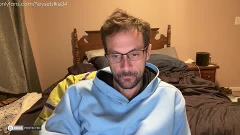 boysetsfire34 online show from December 13, 11:33 pm