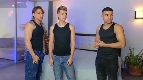 Angelo Mark Fernando Taylor online show from November 26, 12:19 pm